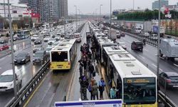 30 Ağustos'ta toplu taşıma bugün ücretsiz mi? Bugün otobüsler, metrobüs, vapur, metro, marmaray?