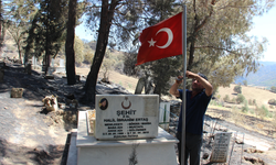 Her yer küle dönerken şehidimizin mezarı sapasağlam kaldı! Görüntüleri görenin tüyleri ürperdi