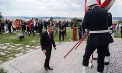 İçişleri Bakanı Ali Yerlikaya Kütahya'da konuştu: Zafer Abidesi'ne çelenk bıraktı