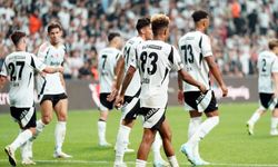 Beşiktaş UEFA Avrupa Ligi için kadrosunu bildirdi: 3 yıldız isim kesik yedi