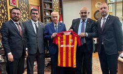 MHP lideri Bahçeli, Kayserispor Başkanı Çamlı'yı kabul etti