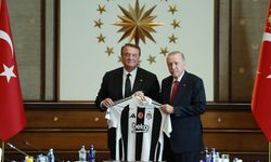 Cumhurbaşkanı Erdoğan, Beşiktaş yönetim kurulunu ve sporcuları kabul etti