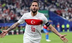 Hakan Çalhanoğlu, Ballon d'Or'a aday gösterildi