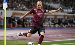 Yaşayan efsane Andres Iniesta futbolu bıraktı