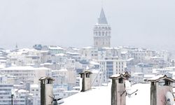 İstanbullular buz gibi havaya uyandı! Kar ne zaman yağar? Bünyamin Sürmeli yanıtladı