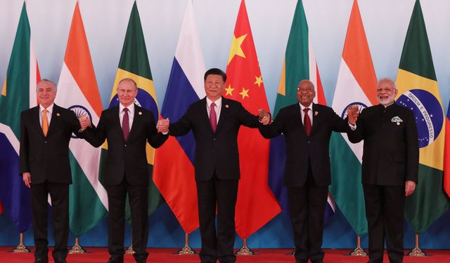 BRICS liderleri Kazan’da bir araya geliyor: Ticarette dolarsızlaşma gündemde!