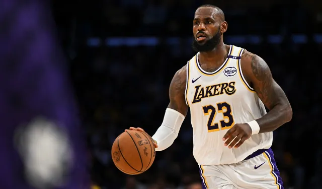 NBA’de LeBron James rüzgârı: Lakers’ta triple-double ile oynadı!