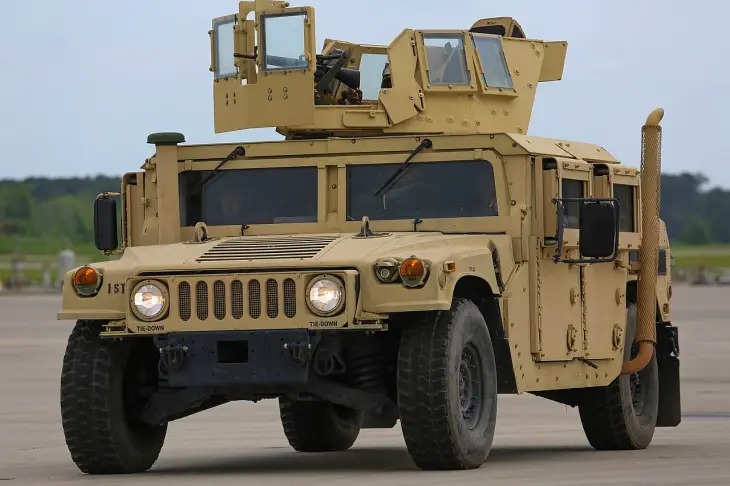 Hummer Humvee