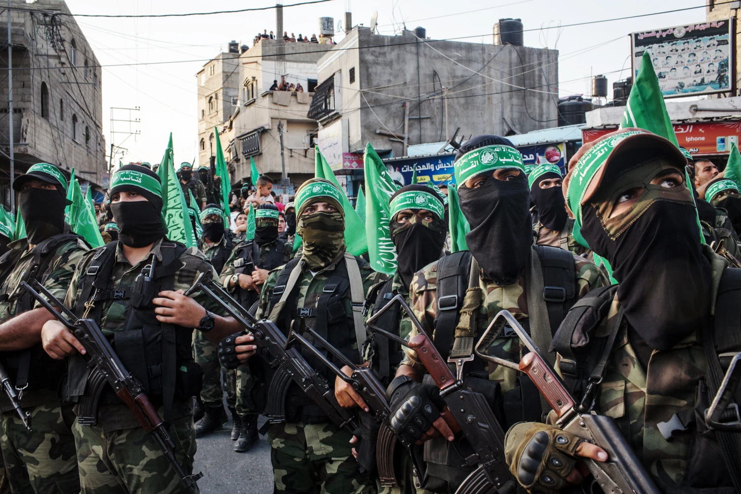 231009 Gaza City Hamas Fighters Masks Weapons 2017 Ac 1108P 1Bb51E