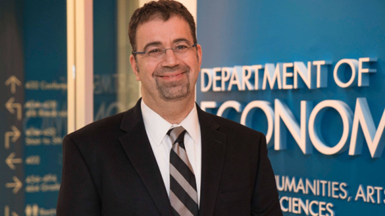 Daron Acemoglu C-1